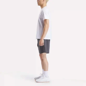Herren-T-Shirt mit kleinem Logo, Rundhalsausschnitt und kurzen Ärmeln