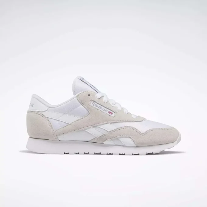 Klassische Nylon-Schuhe für Damen