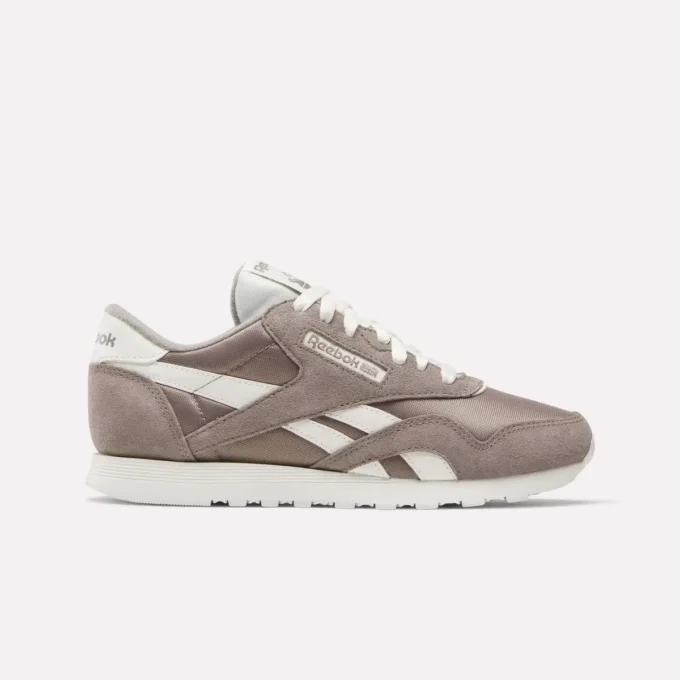 Klassische Nylon-Schuhe für Damen Klassische Nylon-Schuhe für Damen