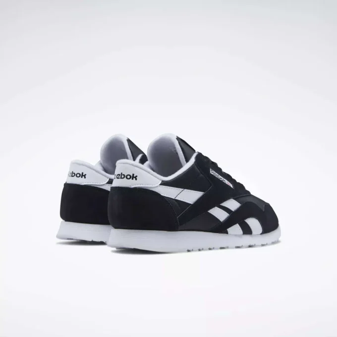 Klassische Nylon-Schuhe für Damen