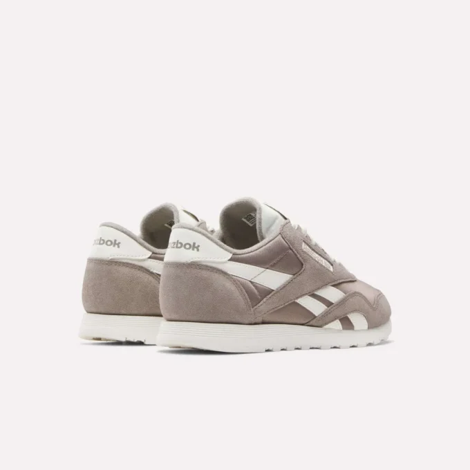 Klassische Nylon-Schuhe für Damen Klassische Nylon-Schuhe für Damen
