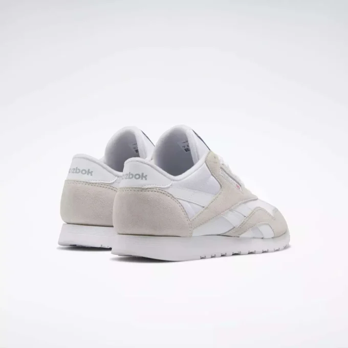 Klassische Nylon-Schuhe für Damen
