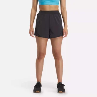 Lux Woven Shorts 4″ für Damen